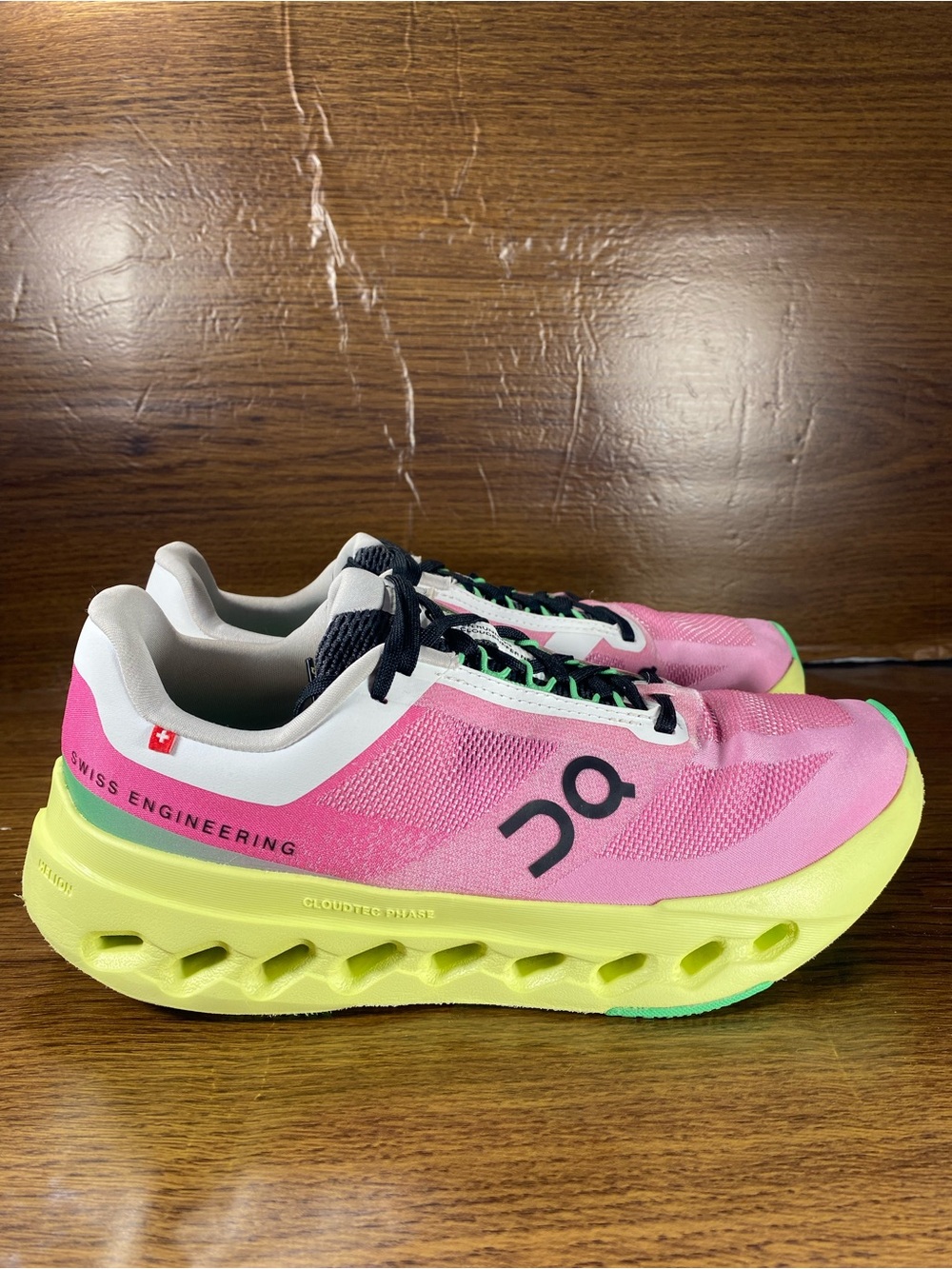 On Cloud Cloudsurfer next women’s shoe size 7.5